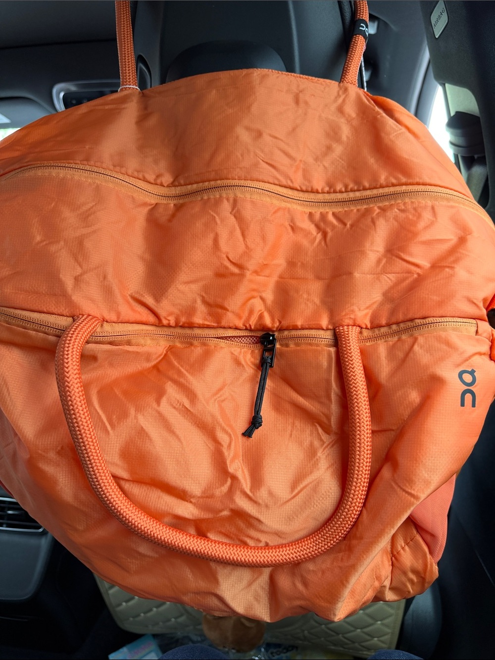 On Running Orange Track Pack 35L Lite - Picture 11 of 13